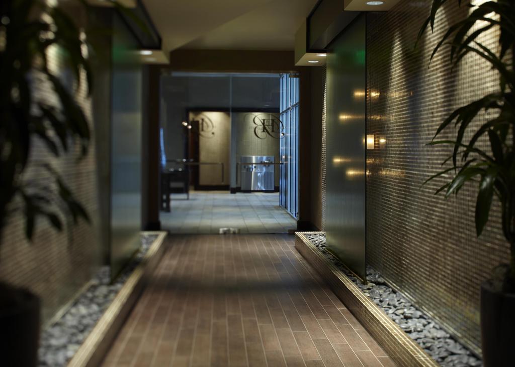The Battle House Renaissance Mobile Hotel & Spa Exterior photo
