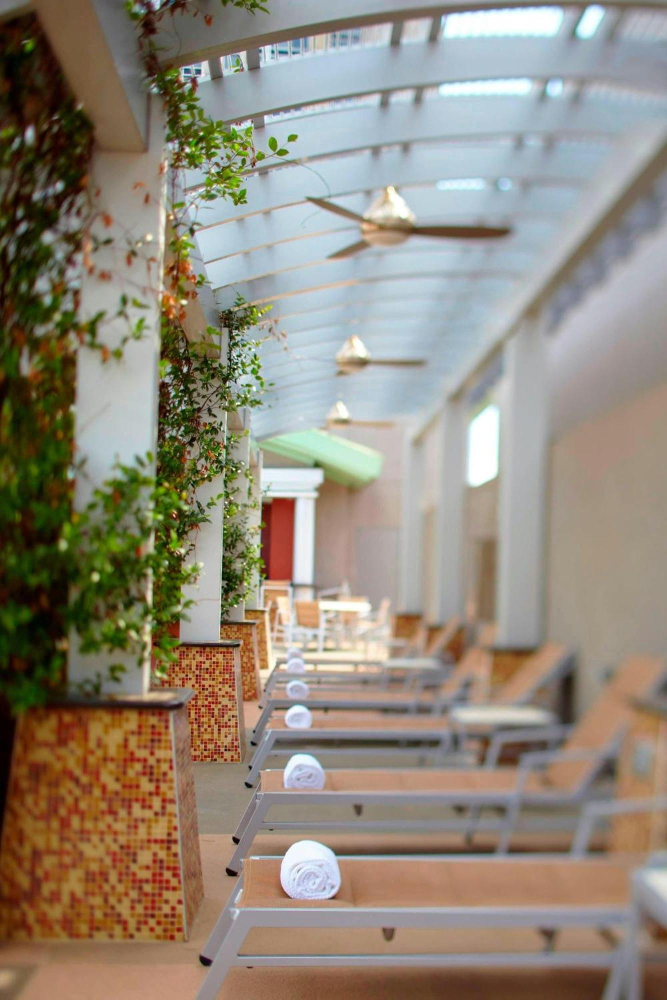 The Battle House Renaissance Mobile Hotel & Spa Exterior photo