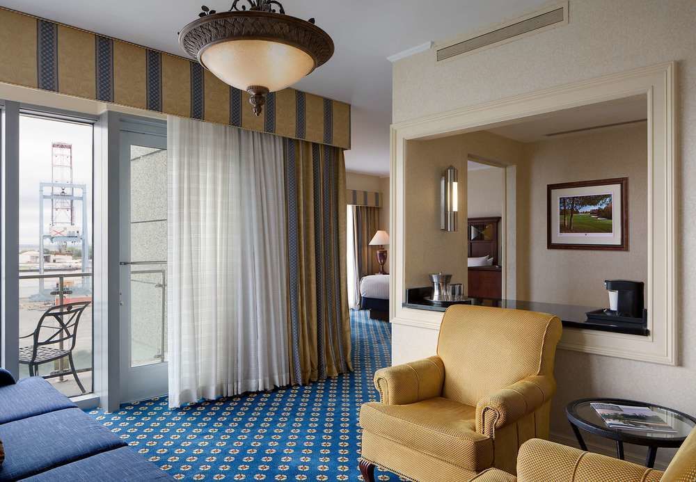 The Battle House Renaissance Mobile Hotel & Spa Exterior photo