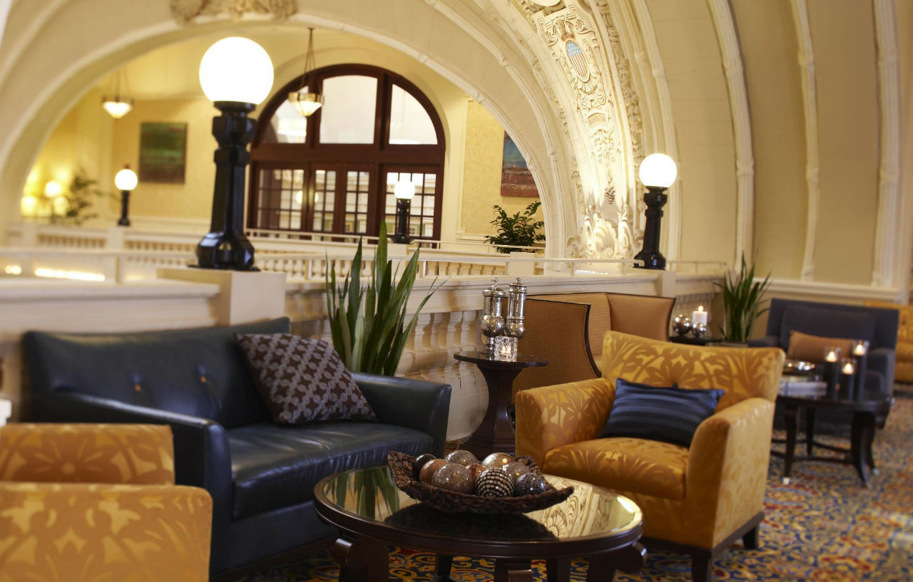 The Battle House Renaissance Mobile Hotel & Spa Exterior photo